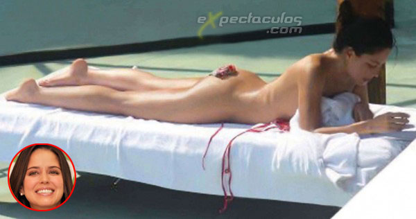Ana Claudia Talancon desnuda