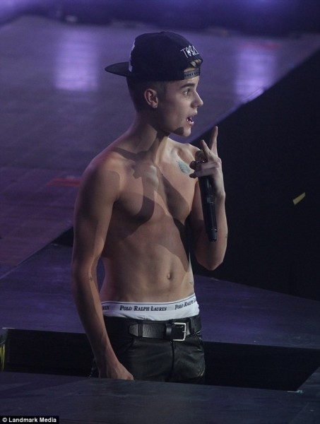 Justin Bieber topless