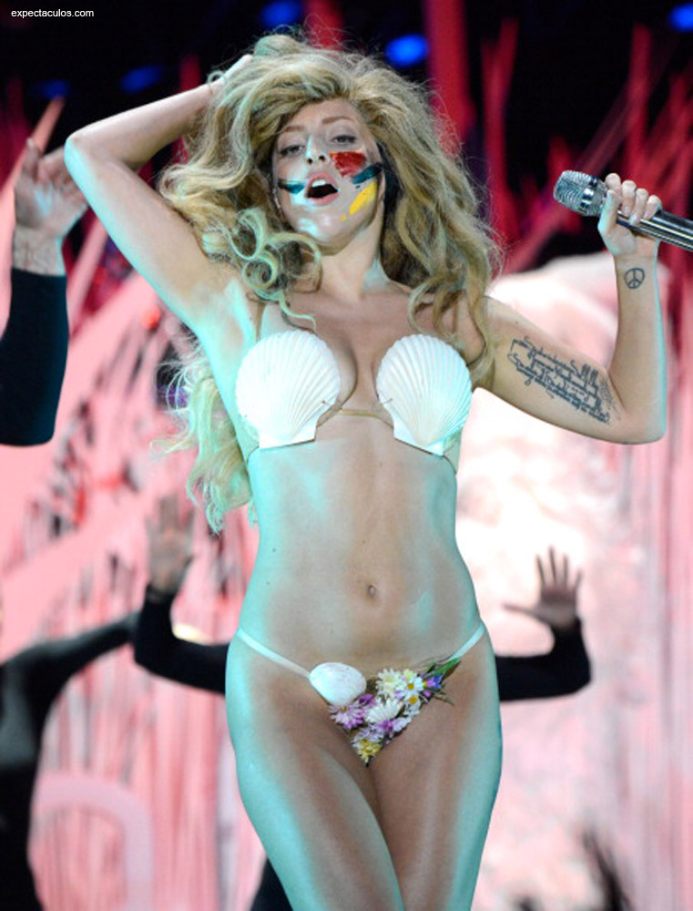 Lady Gaga VMAs 2013