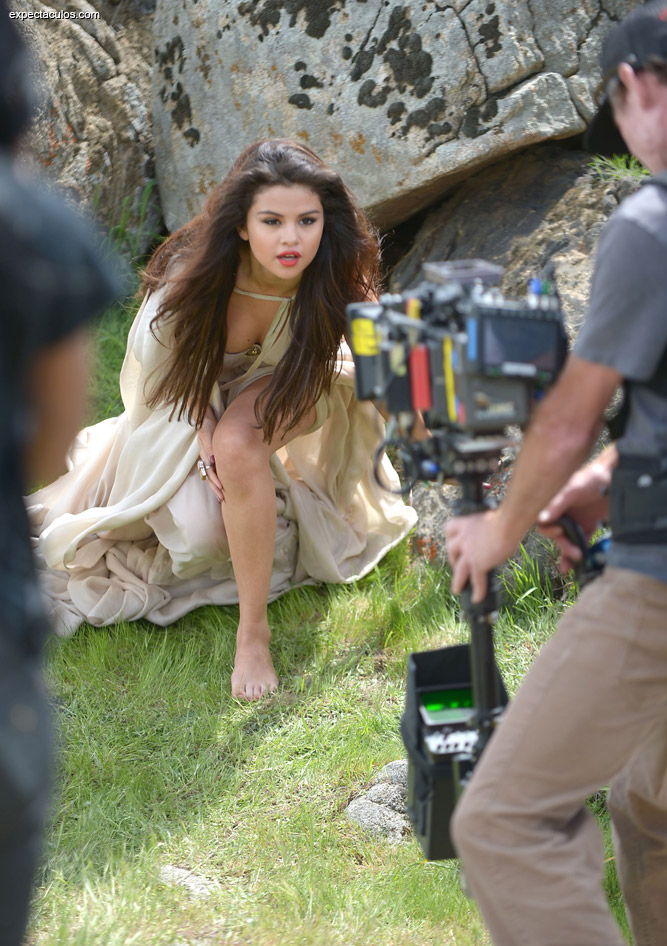 Selena Gomez Come and get it