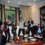 Peña Nieto tuitea foto de su festejo por triunfo de la Seleccion