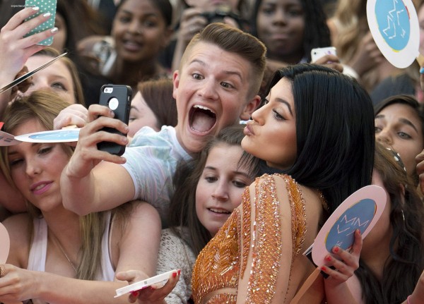 Kylie Jenner - Much Music Video Awards - 002