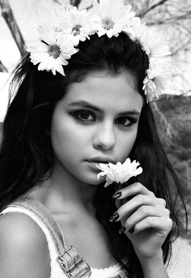 Selena-Gomez-Love-Magazine-LOVE15-5