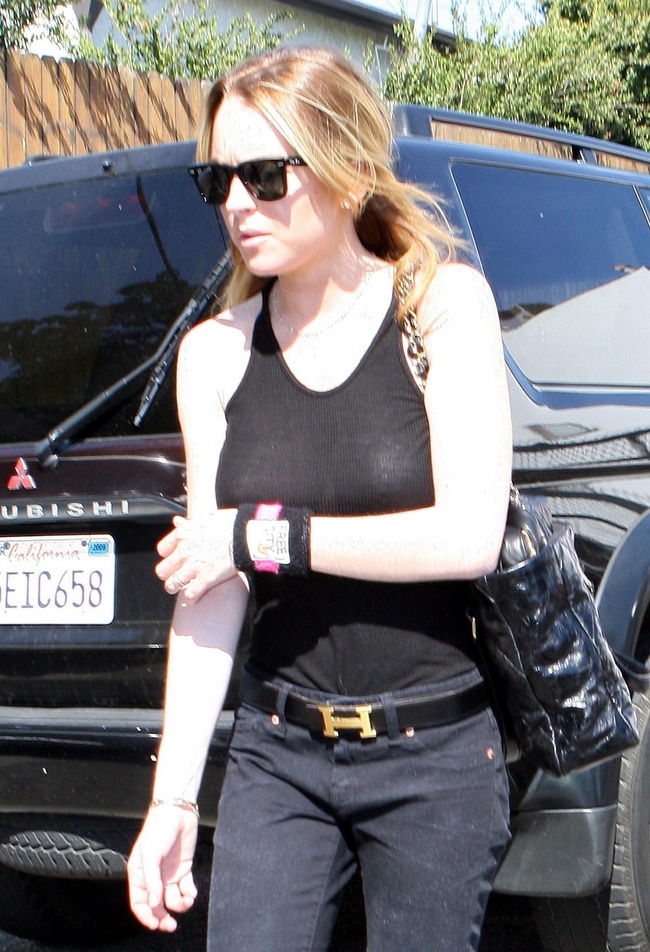 Lindsay Lohan nipples
