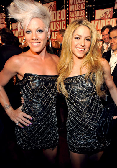 Shakira y Pink VMA