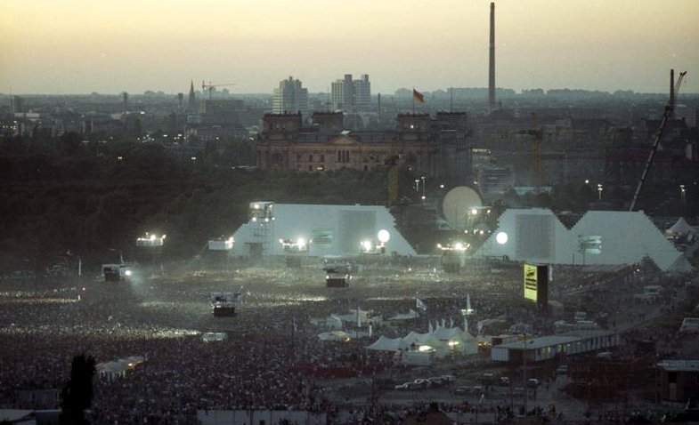 The Wall Berlin 1990