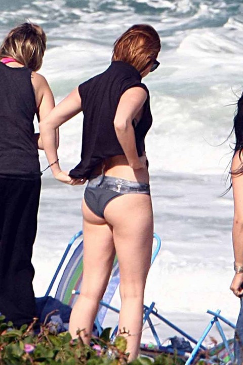 Miley Cyrus bikini in Rio