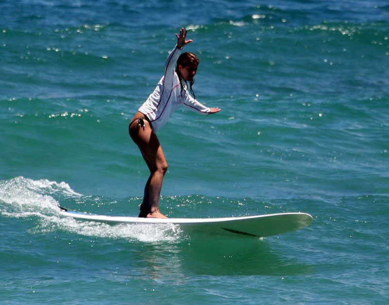 Jennifer Aniston Surf