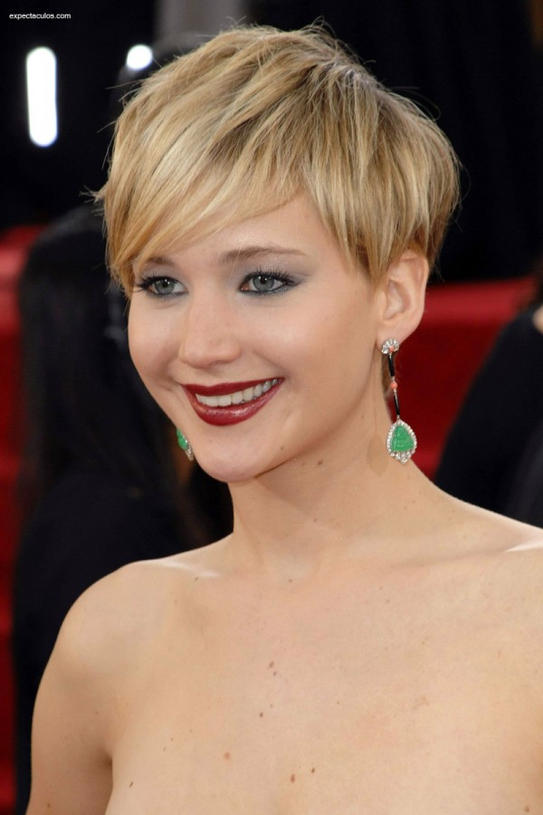 Jennifer Lawrence - 71st Annual Golden Globe Awards 070