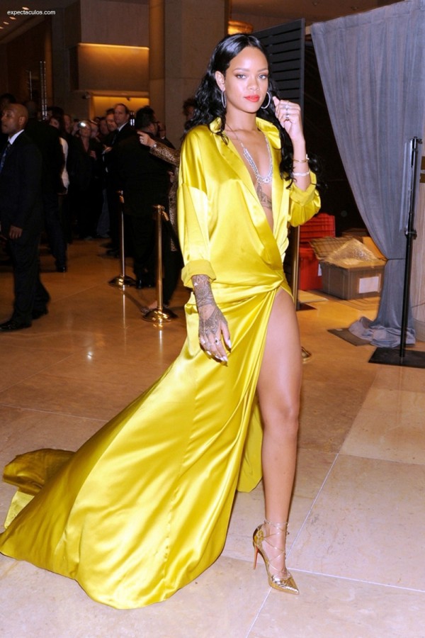 Rihanna-Pre-Grammy_1