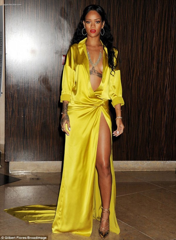 Rihanna-Pre-Grammy_2