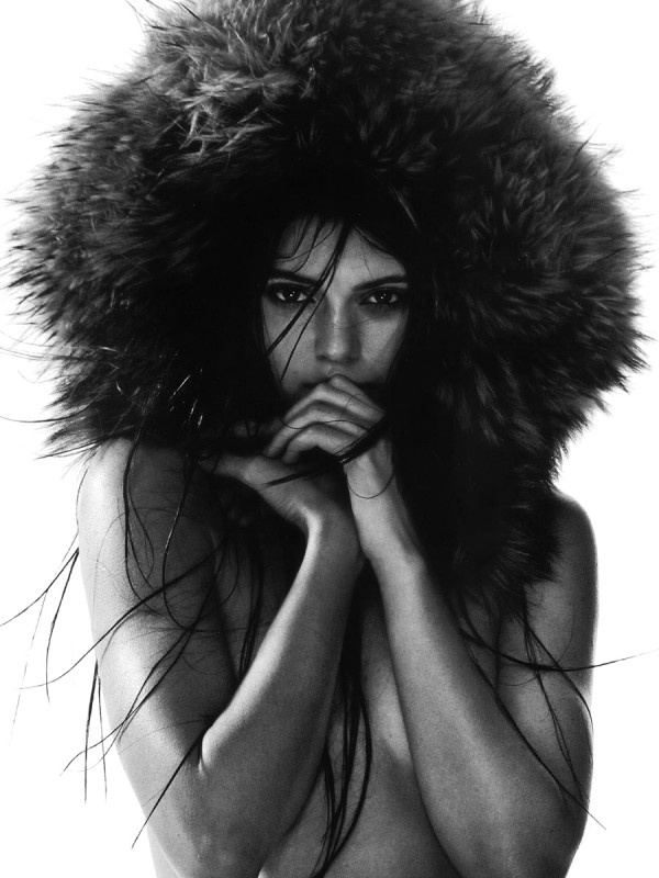 Kendall-Jenner-Covered-Topless-in-Love-Magazine-Autumn-2014-03