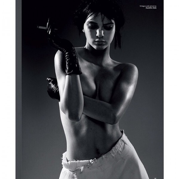 Kendall-Jenner-Covered-Topless-in-Love-Magazine-Autumn-2014-08