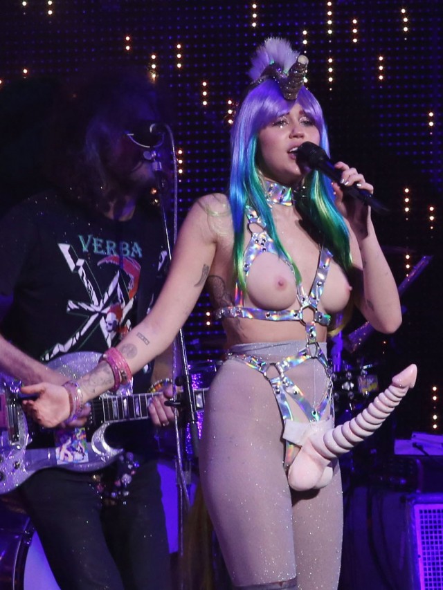51930966 Singer Miley Cyrus performing live during the 'Miley Cyrus and Her Dead Petz' tour in Vancouver, Canada on December 14, 2015. 