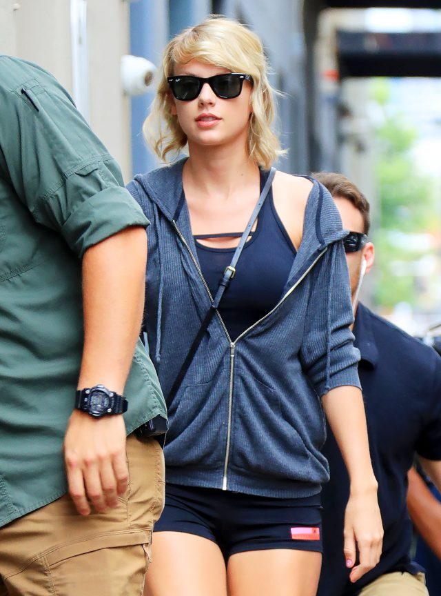 Taylor Swfit arrives at the gym in New York